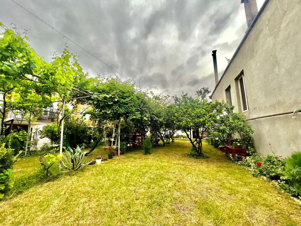 House Of Greenery Κουτάισι Εξωτερικό φωτογραφία
